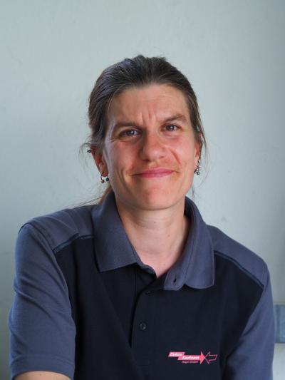 /tmp/arabellekueng_compressed_400x533.jpg